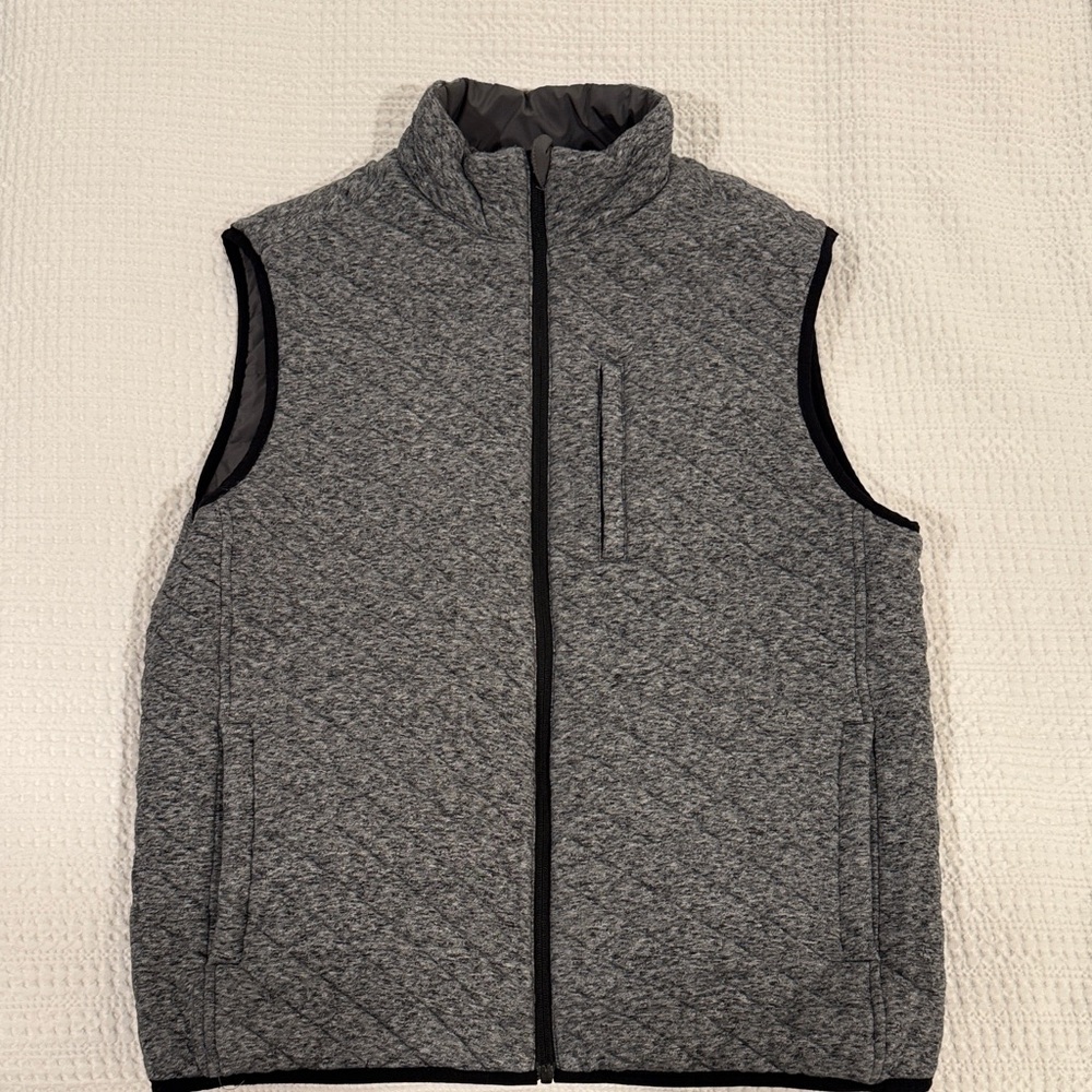 Faherty Men's Charcoal Reversible Vest - Picture 2 of 4